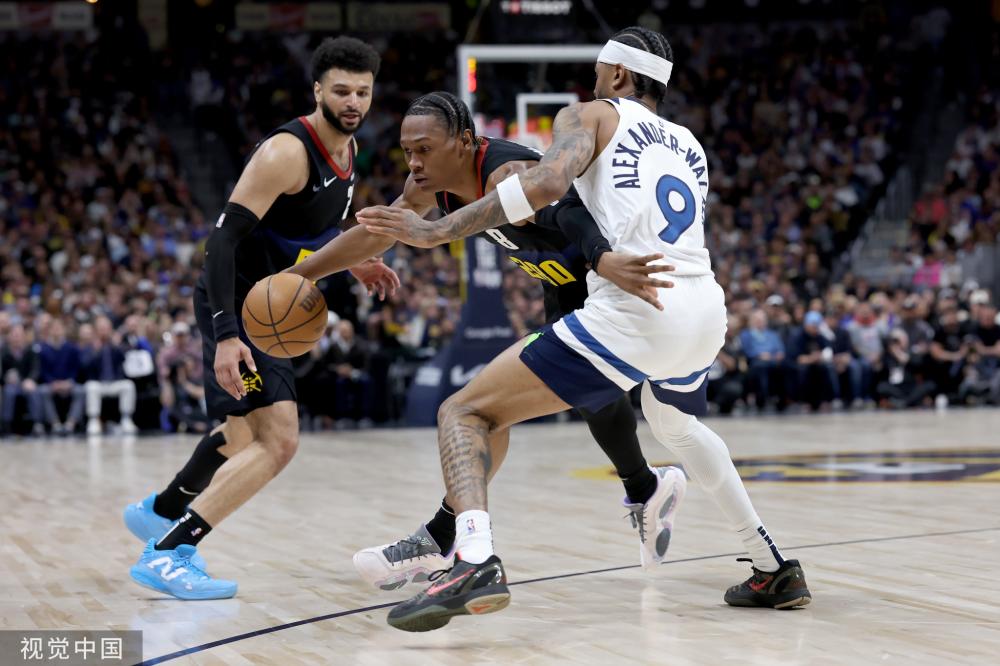 缺席危机 缺席危机