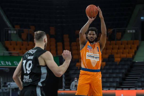 再次引发了 再次引发了