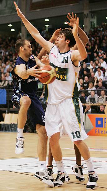 主帅哈维 主帅哈维