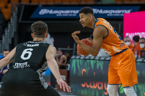 会发现他在 会发现他在